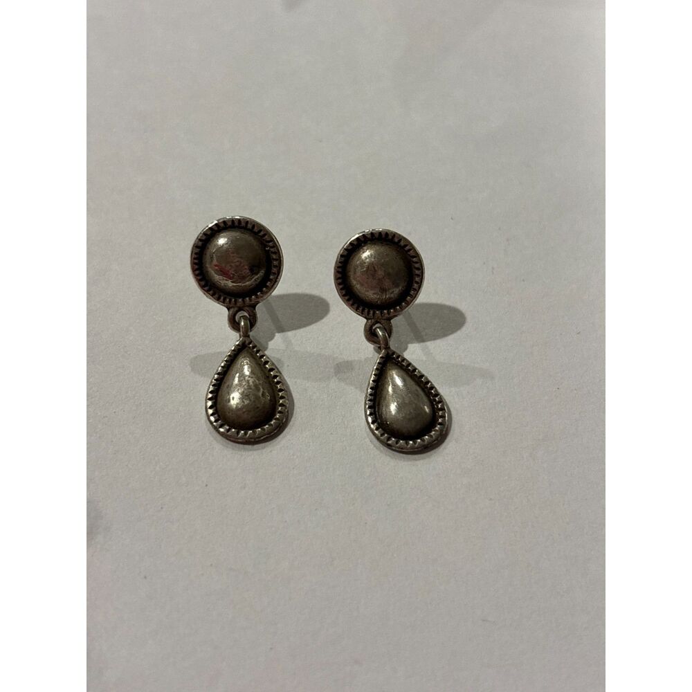Retired James Avery Teardrop hammered earrings sterling silver 925 dangle